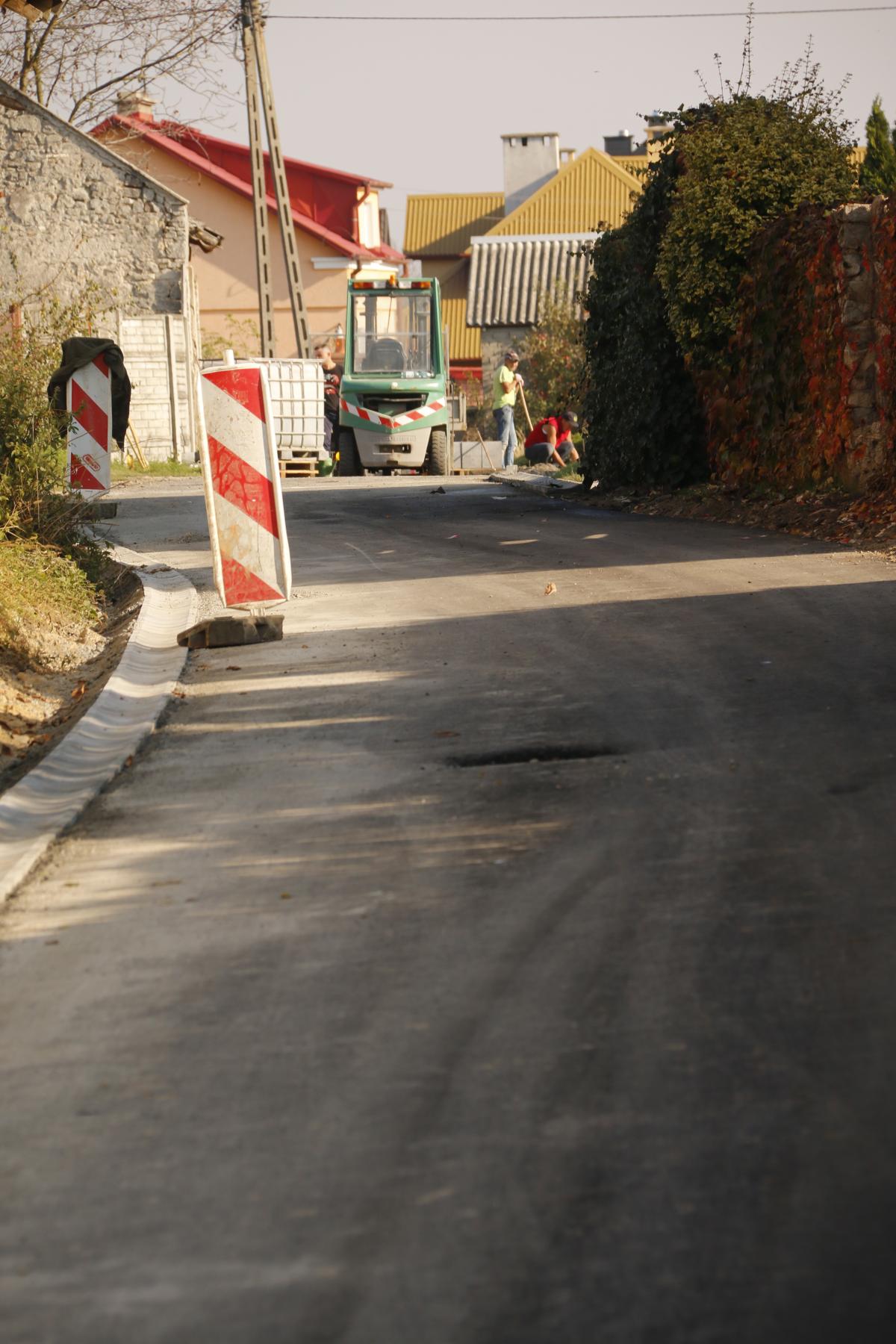 Przebudowa ulicy Zagonie w Kurozwękach