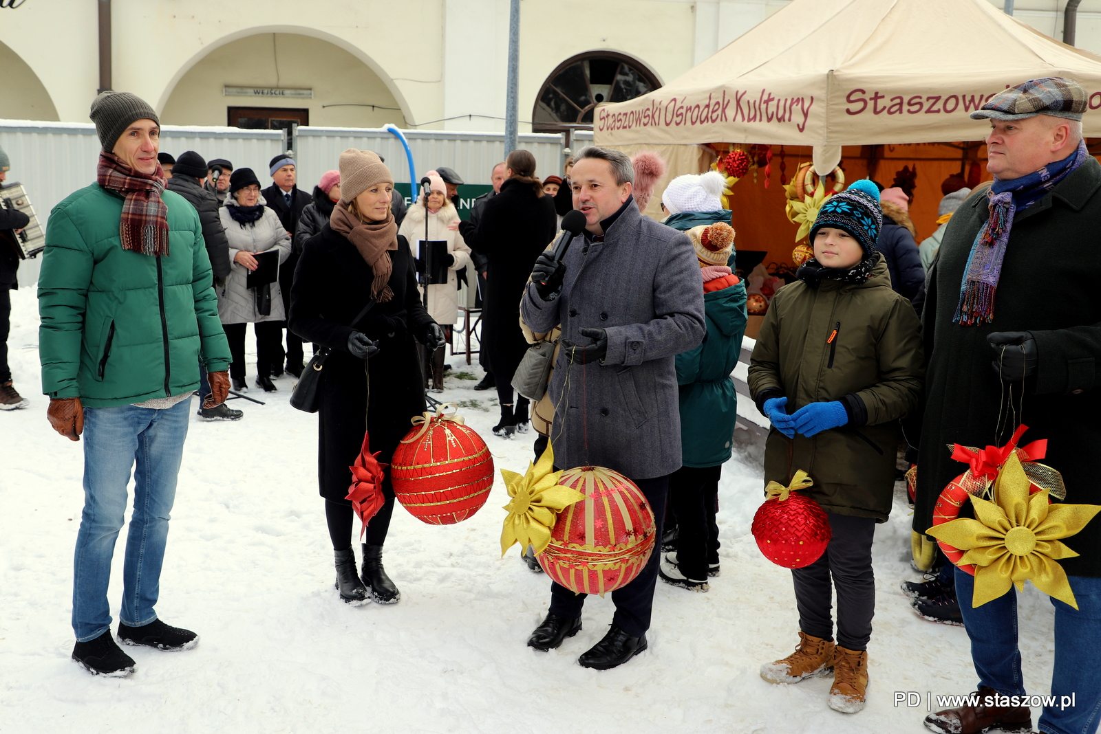 Jarmark Bożonarodzeniowy na staszowskim Rynku