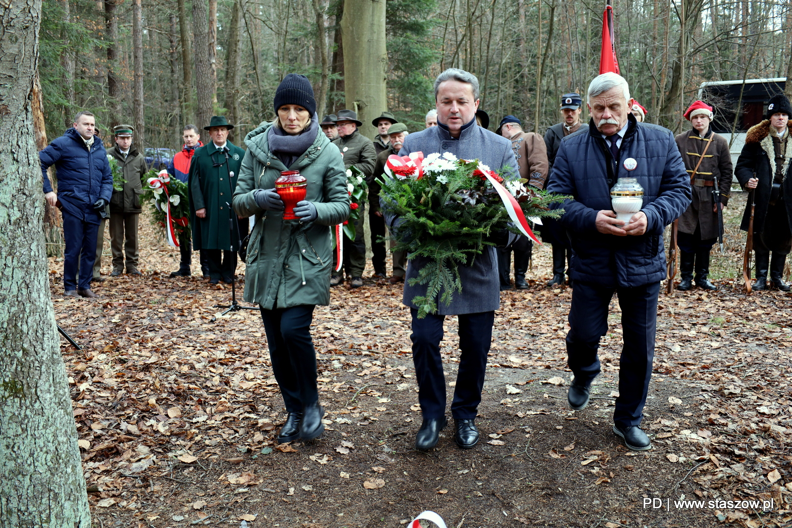 VIII MARSZ SZLAKIEM POWSTANIA STYCZNIOWEGO trasa: WIĄZOWNICA-KOLONIA „DZIĘKI”- RYTWIANY