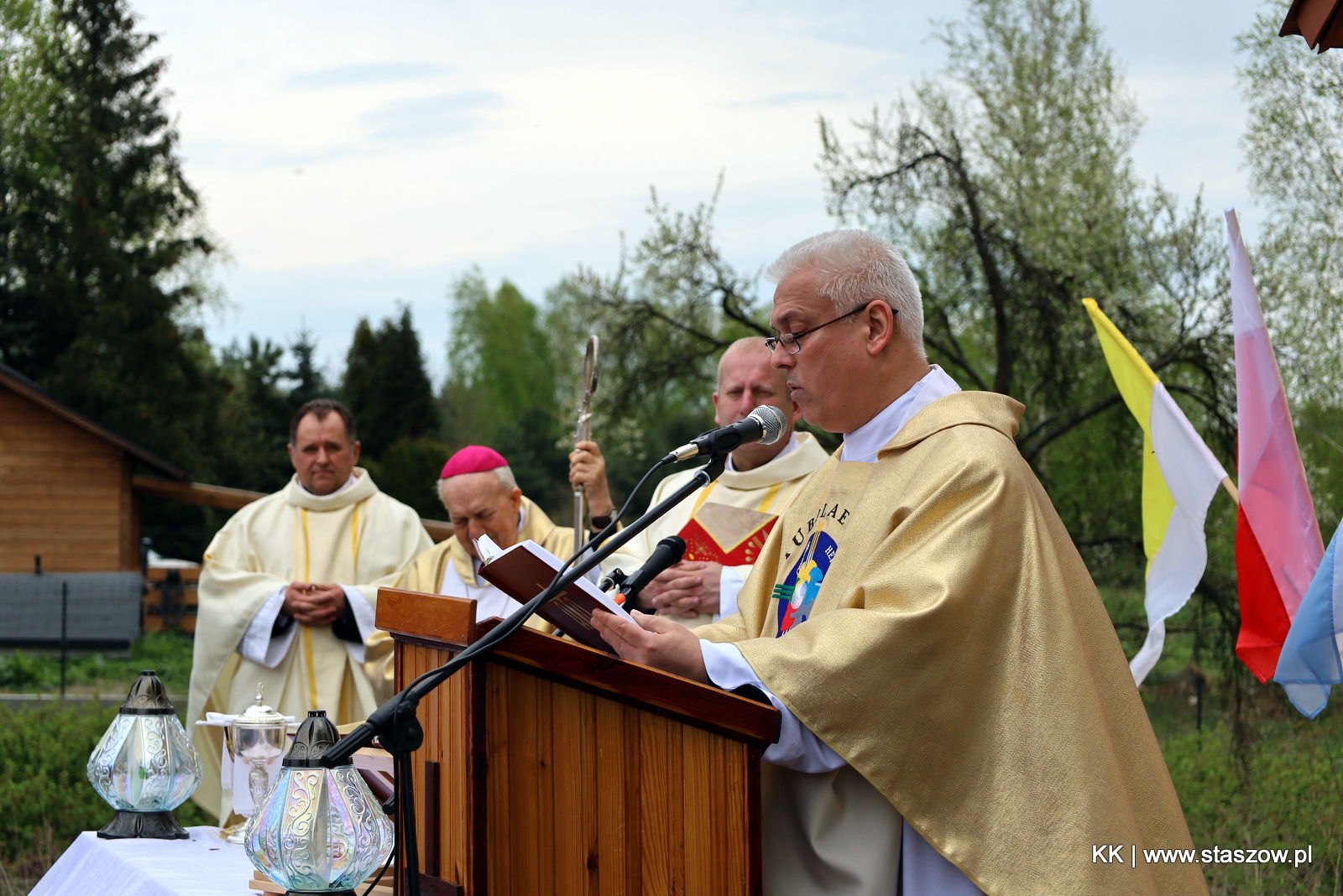 Kapliczka w Wiązownicy Małej po remoncie