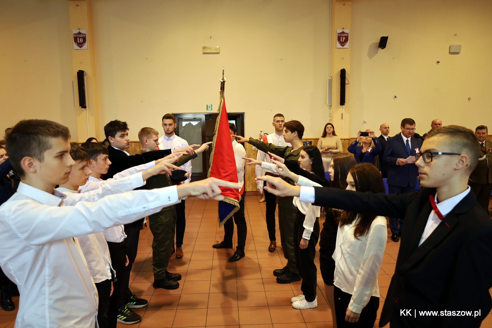 Ślubowanie Klas Pierwszych w Zespół Szkół im. Stanisława Staszica w Staszowie oraz uroczysta akademia z okazji 105. Rocznicy Odzyskania Przez Polskę Niepodległości.