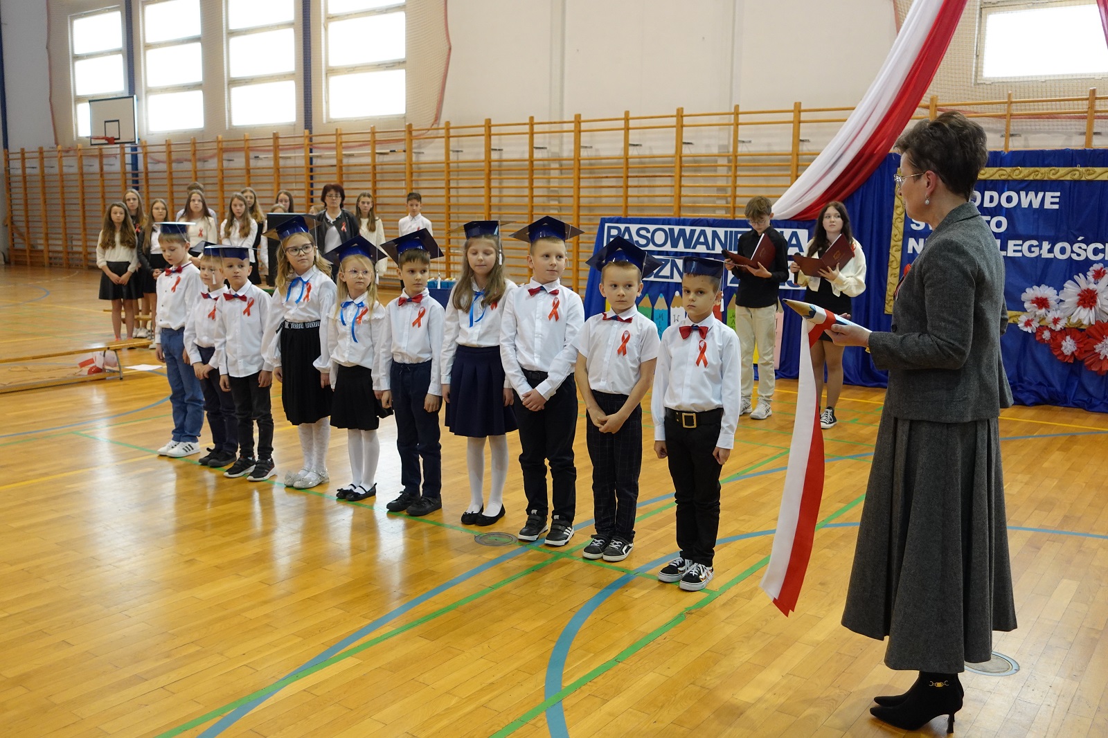 Ślubowanie uczniów klasy I. Obchody Narodowego Święta Niepodległości