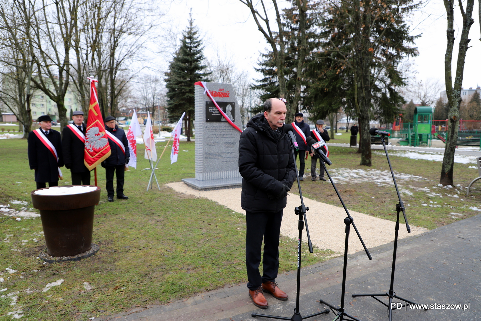 Uroczyste odsłonięcie pomnika ku czci 'Solidarności i świętego Jana Pawła II