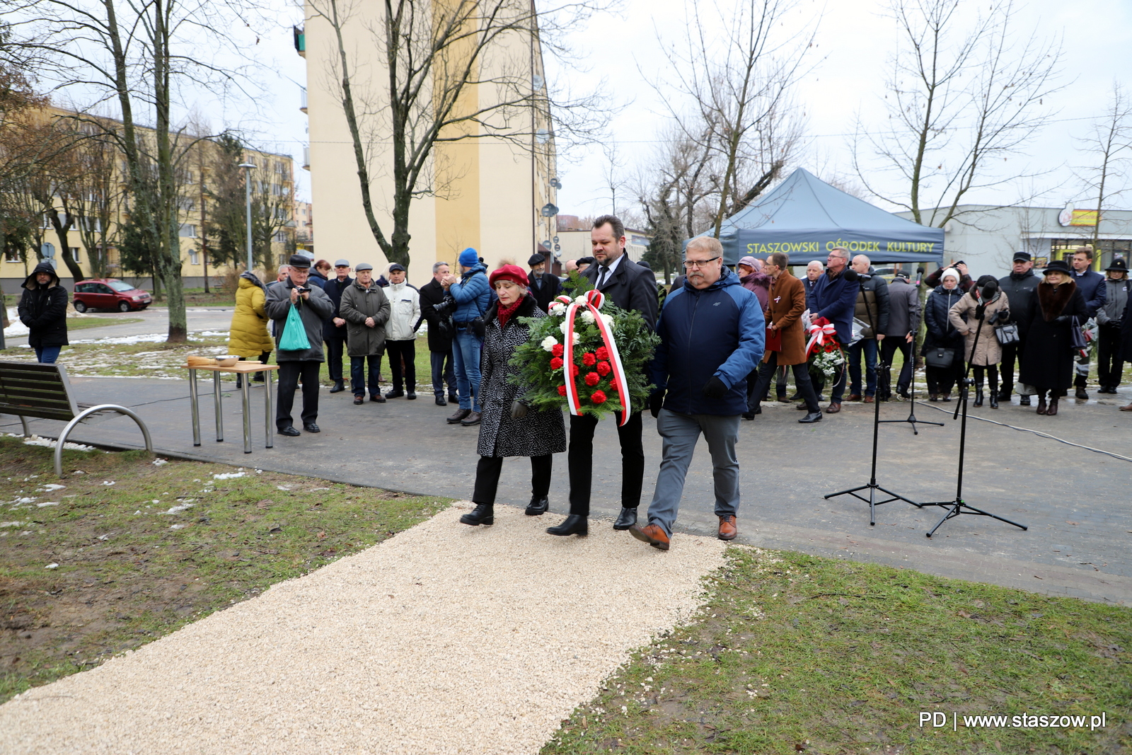 Uroczyste odsłonięcie pomnika ku czci 'Solidarności i świętego Jana Pawła II