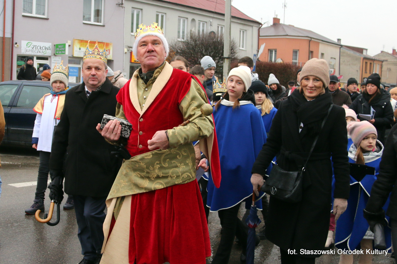 Trzej Królowie oddali pokłon Dzieciątku