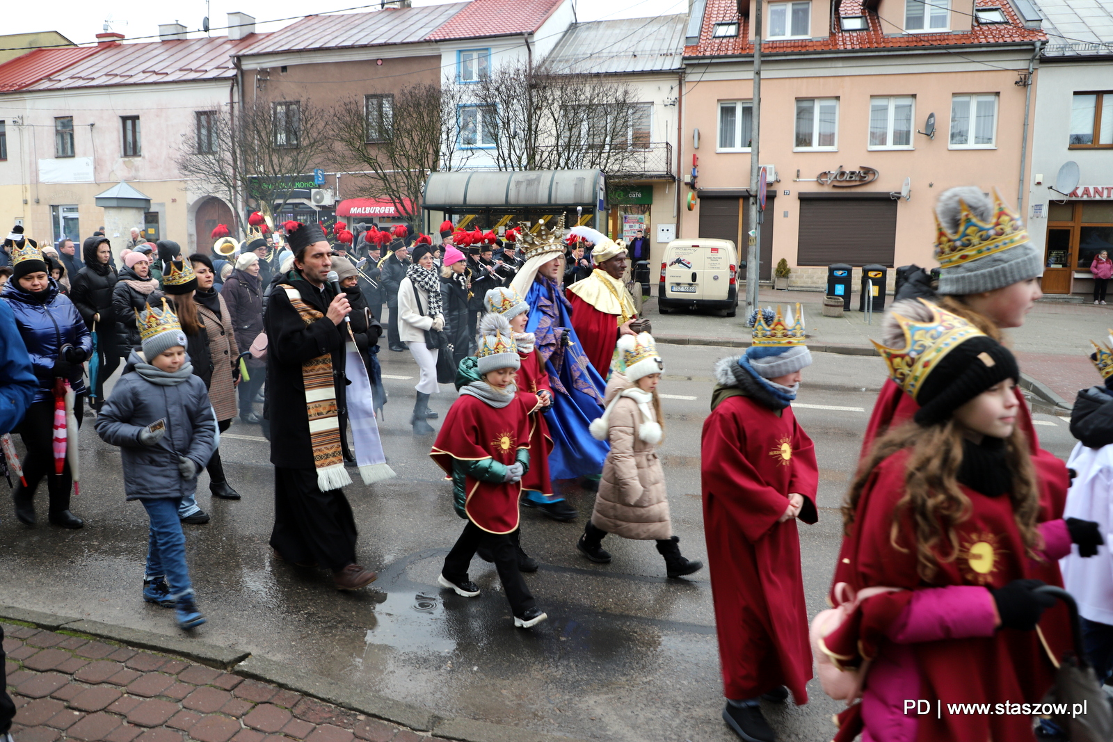 Trzej Królowie oddali pokłon Dzieciątku