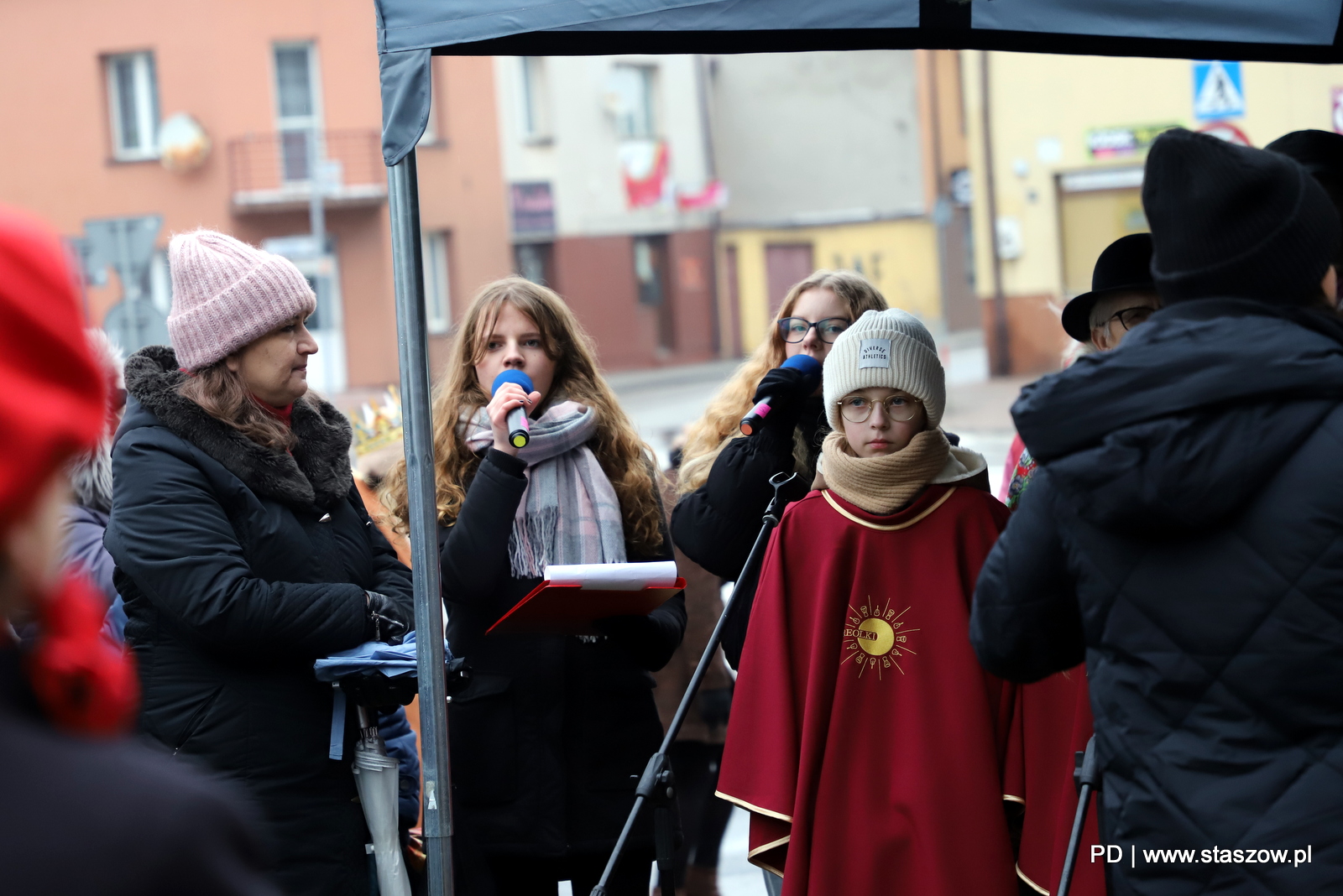 Trzej Królowie oddali pokłon Dzieciątku