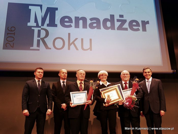 na zdjęciu najlepsi menadżerowie w powiecie staszowskim